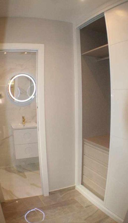 Apartamento Con Terraza Centrico Moderno Nuevo Madryt Zewnętrze zdjęcie